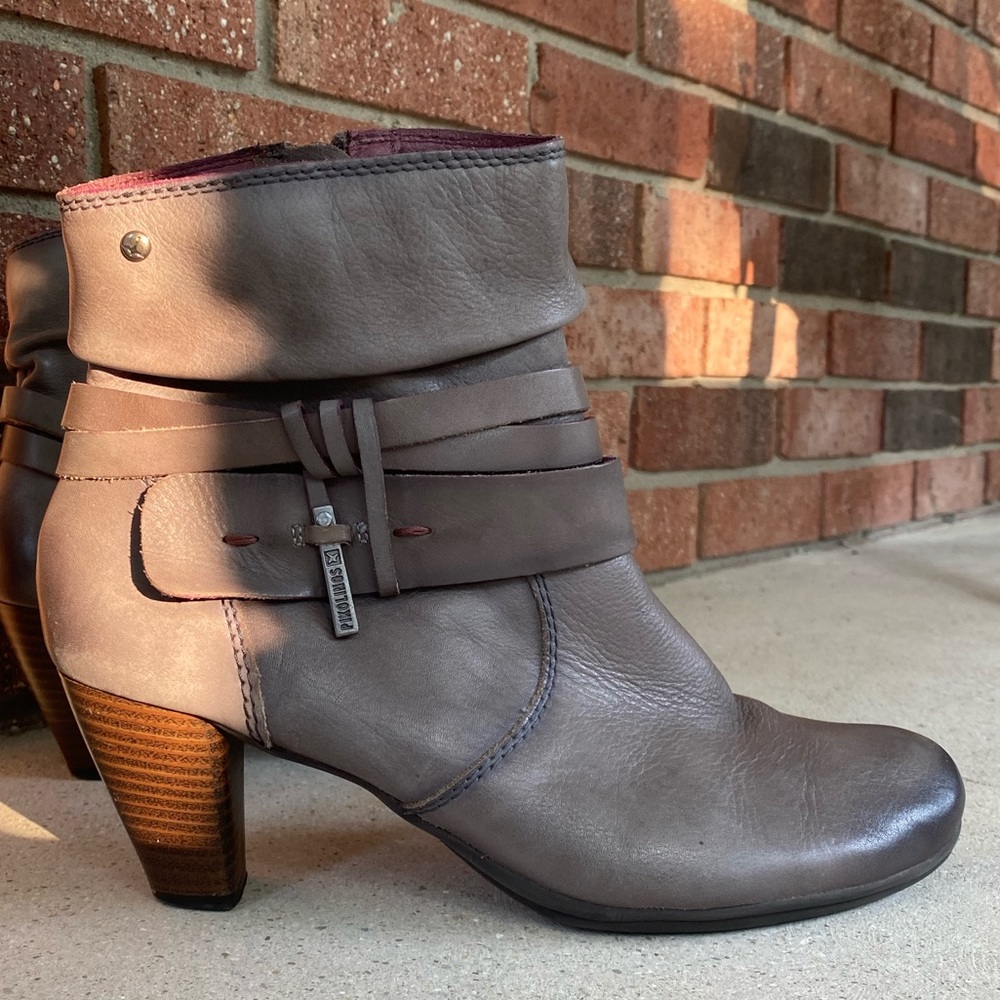 SOLD PIKOLINOS Verona ankle boots